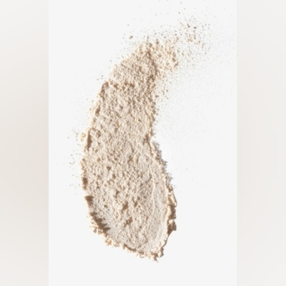 Laura Mercier Translucent Loose Setting Powder Light Catcher CELESTIAL LIGHT - Picture 3 of 8